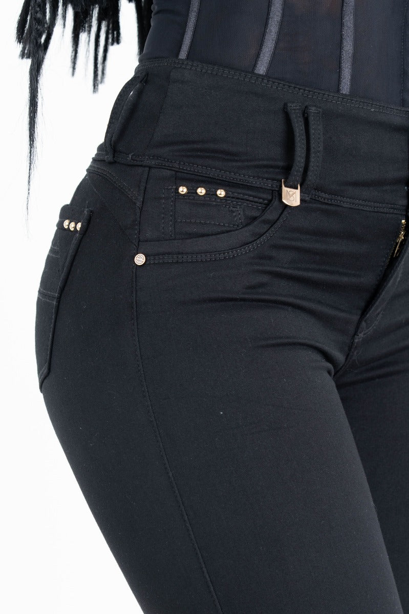 Jean Negro Levanta Cola -5325