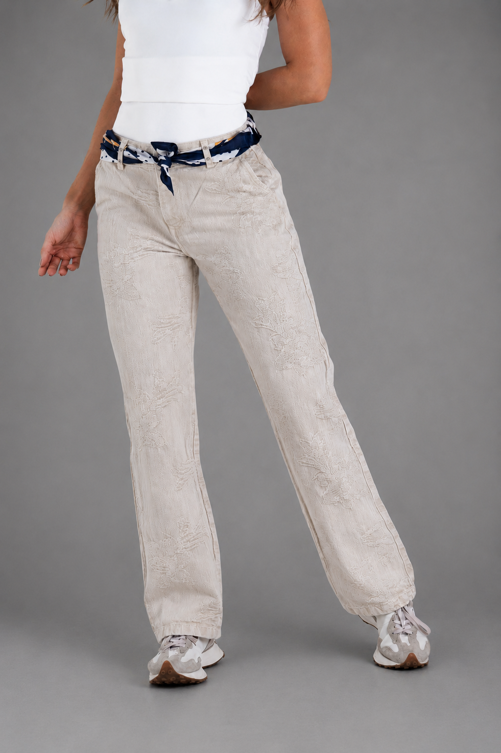 Jean Wide Leg Sofisticada Con Bordado