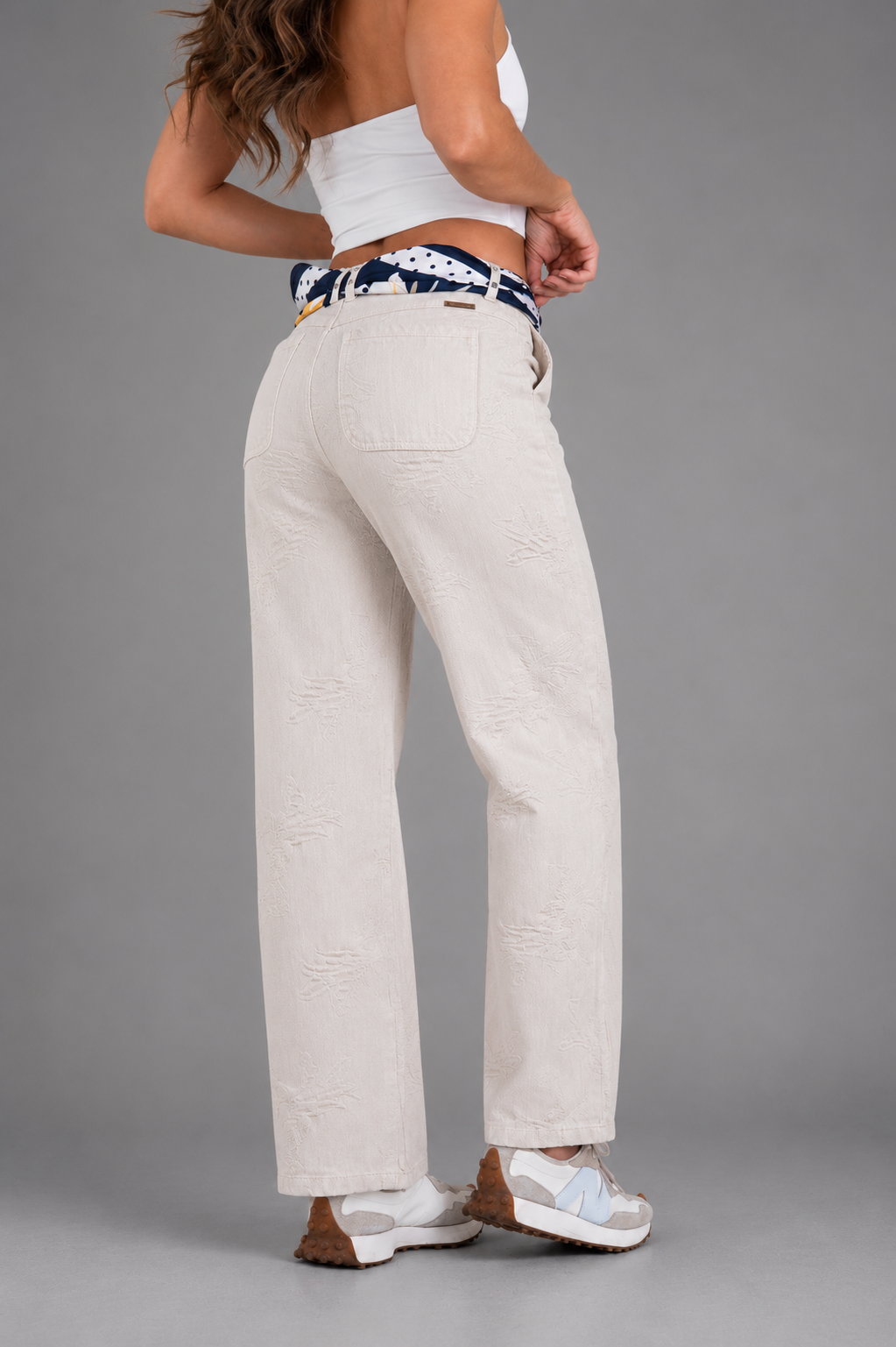 Jean Wide Leg Sofisticada Con Bordado