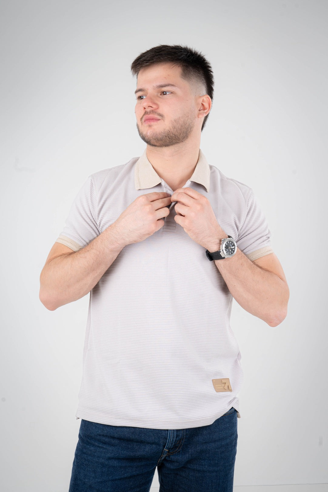 Camisa Tipo Polo Textura Con Detalles-T004