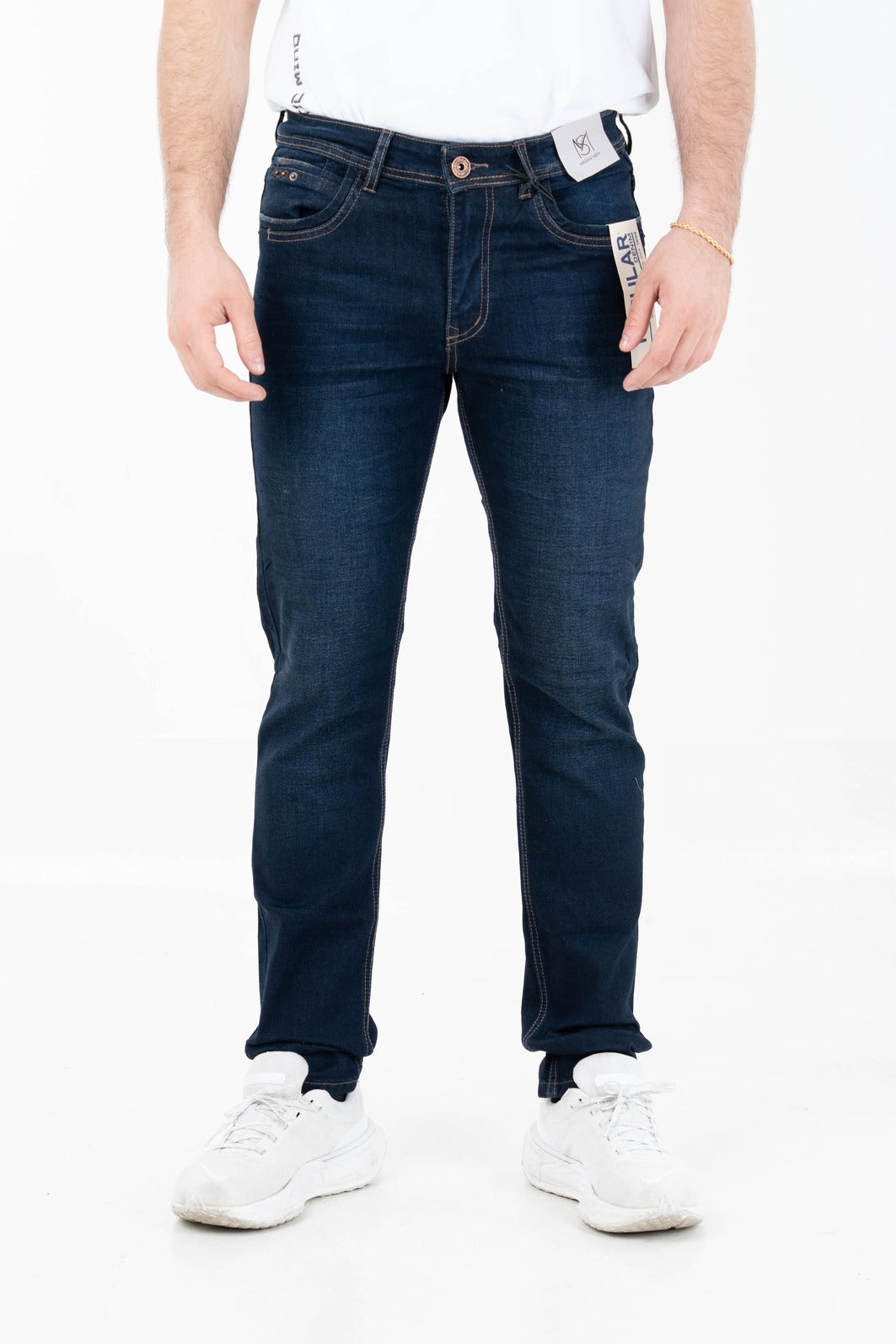 Jean Oscuro Essential Regular Denim
