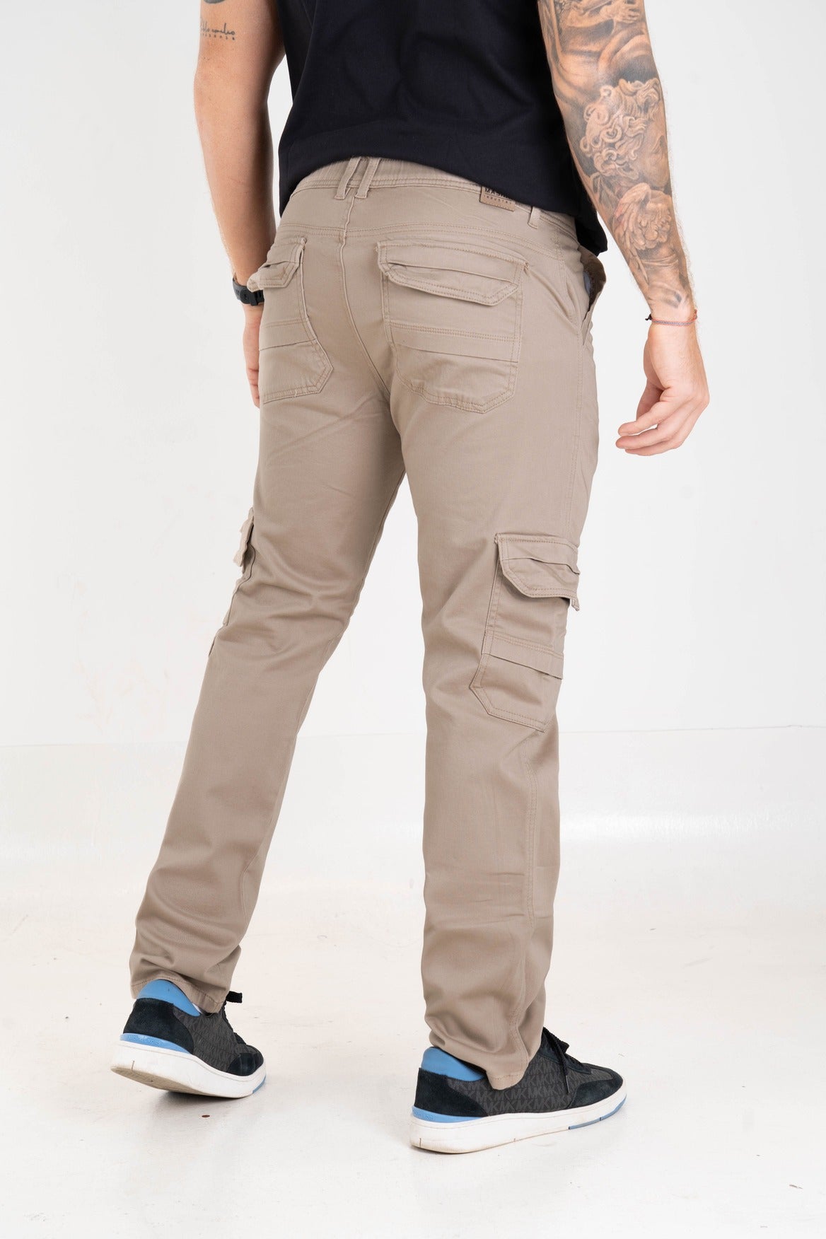 Cargo Fit Moderno Caqui