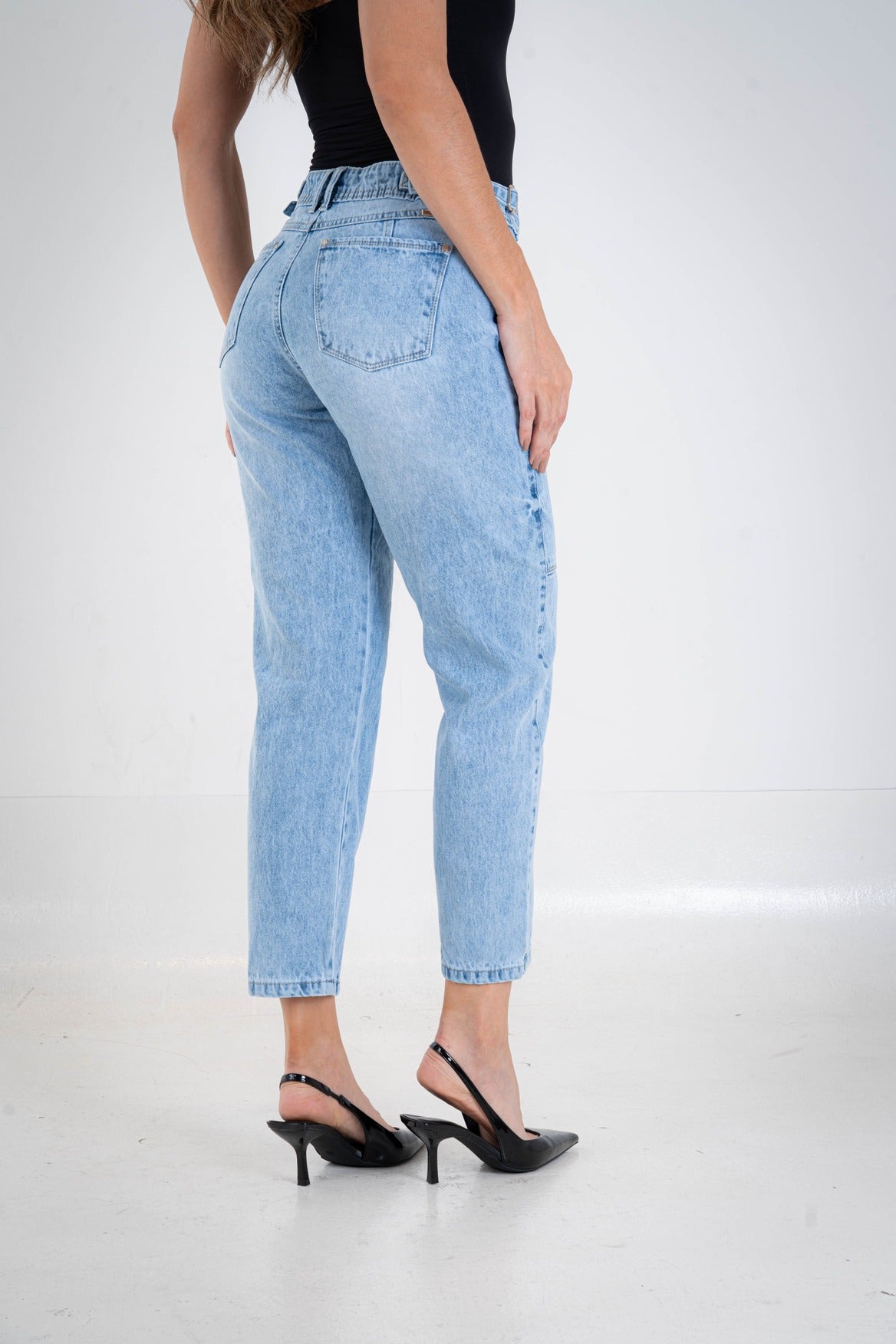 Jean Mom Fit Diseño Premium