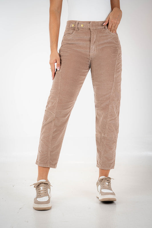 Jean Barrel Estilo Atemporal Stretch